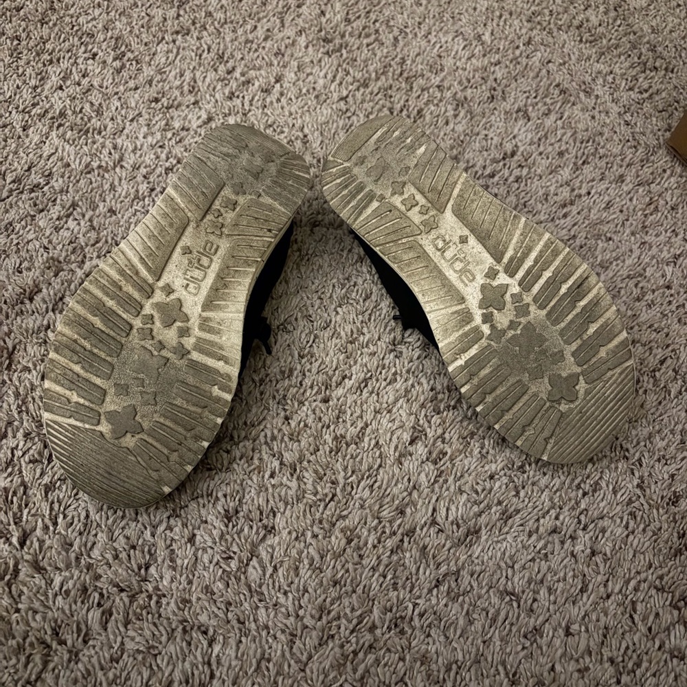 Wendy L Hey Dude Women’s Black Slip-On Loafers - Picture 6 of 7